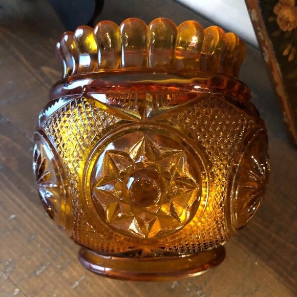 Vintage amber hobstar carnival glass candle holder/vase - Picture 2 of 6